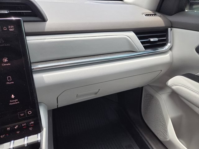 Used 2026 GMC Terrain Denali AWD/4WD image 26