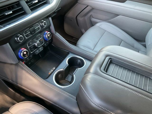 Used 2022 GMC Yukon SLT w/ SLT Premium Package image 15