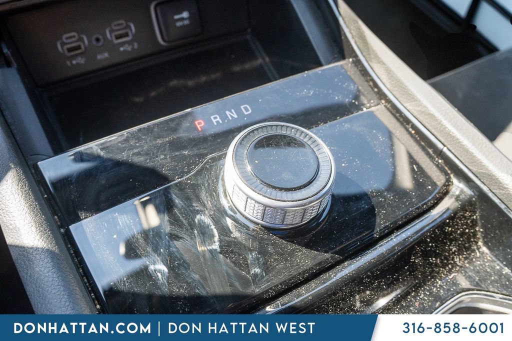 Used 2023 Jeep Grand Cherokee L Laredo AWD/4WD image 9
