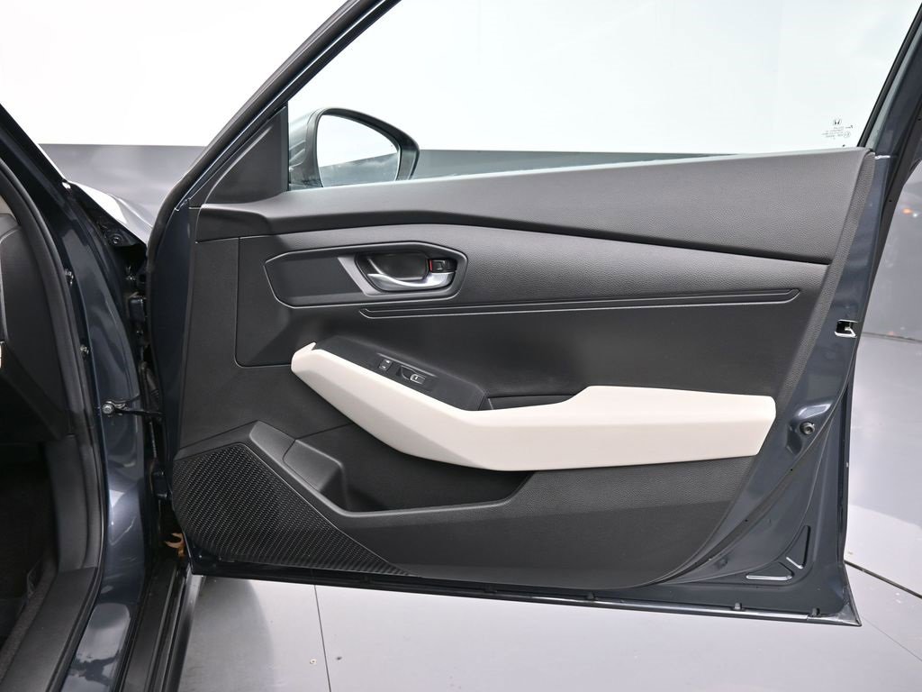 Certified 2024 Honda Accord LX image 38