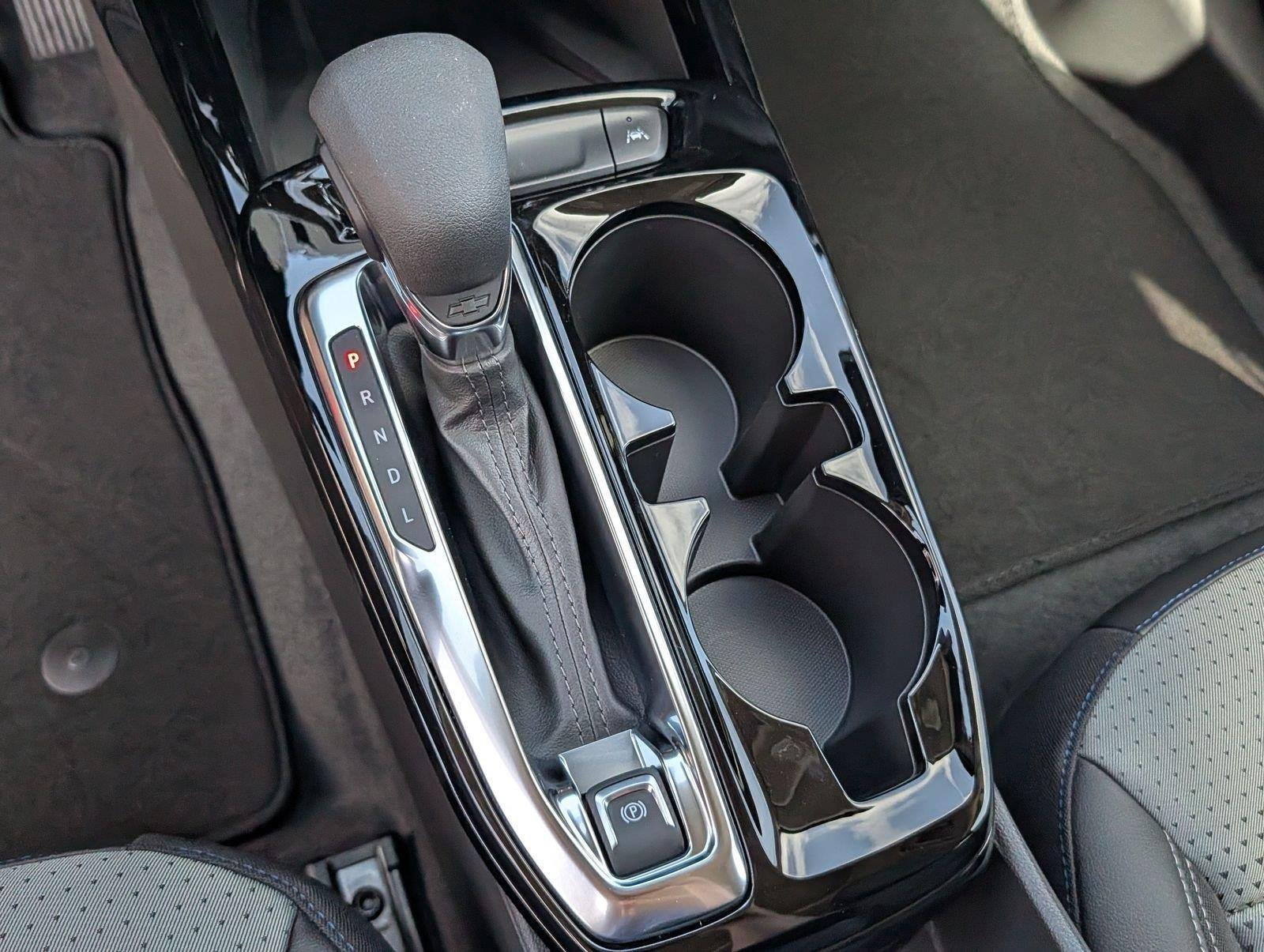 New 2026 Chevrolet Trax LT w/ Sunroof Package FWD image 15