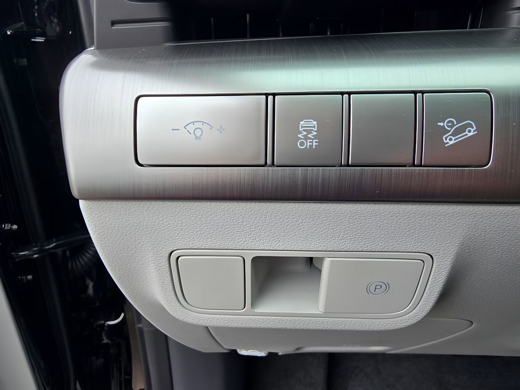 New 2026 Hyundai Kona SEL Premium image 18
