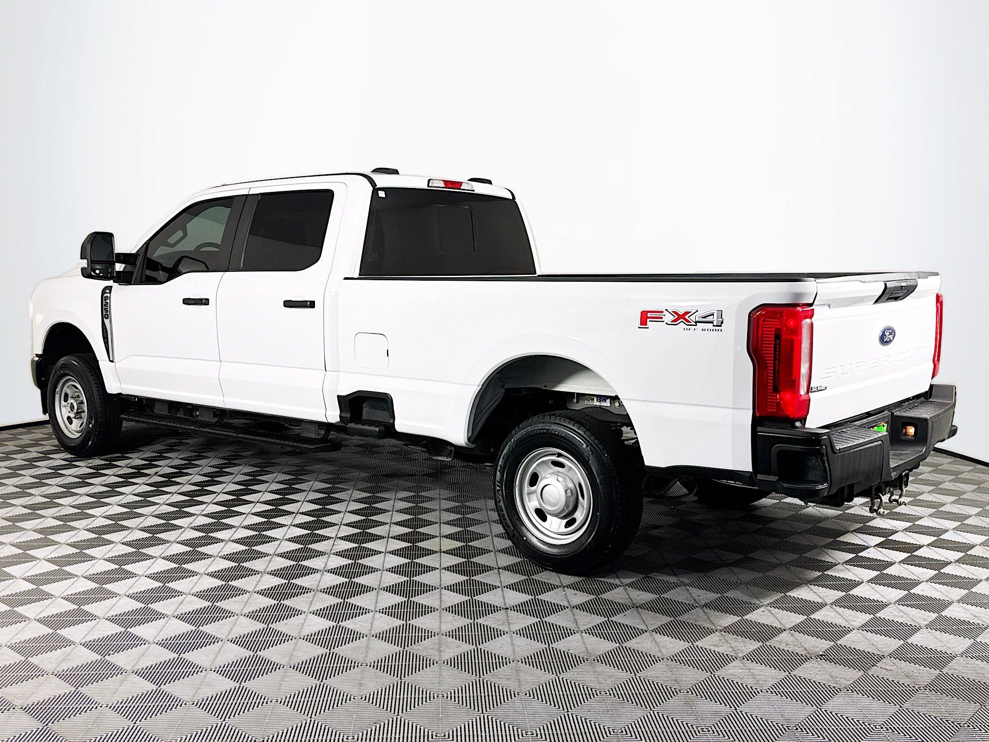 Used 2023 Ford F250 XL w/ XL Driver Assist Package image 6