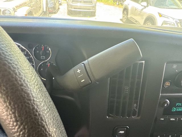 Used 2021 Chevrolet Express 2500 RWD image 30