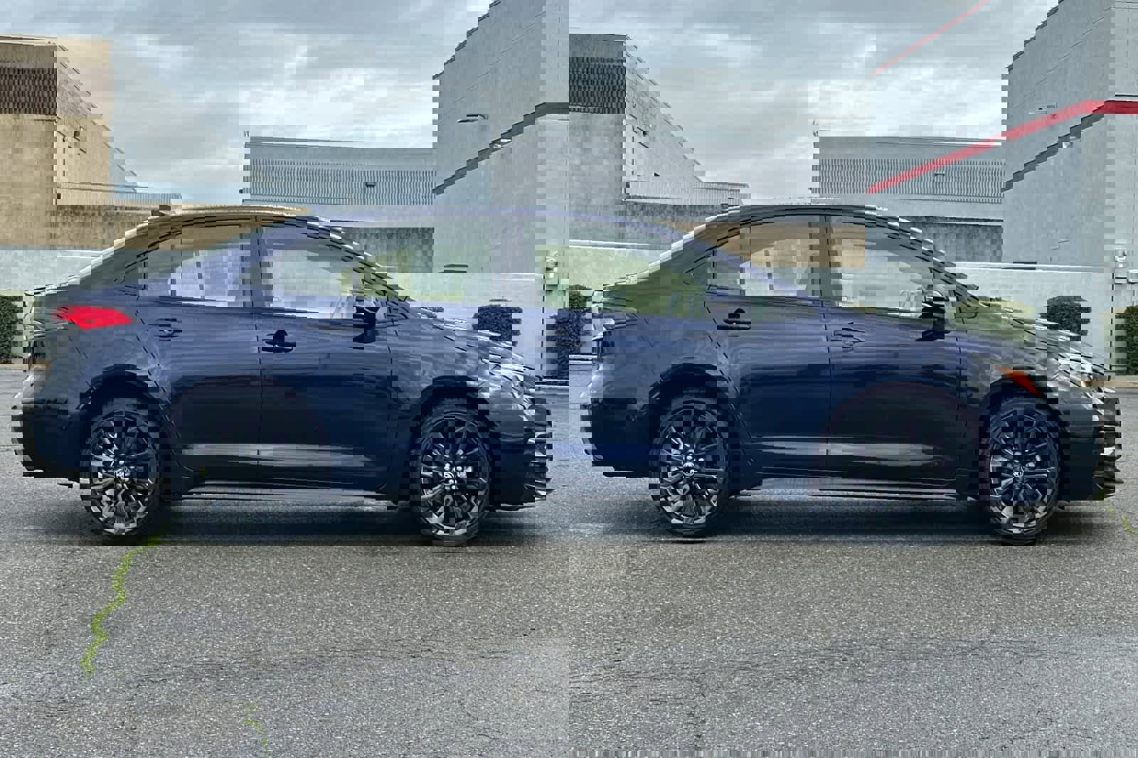 Used 2023 Toyota Corolla SE image 6