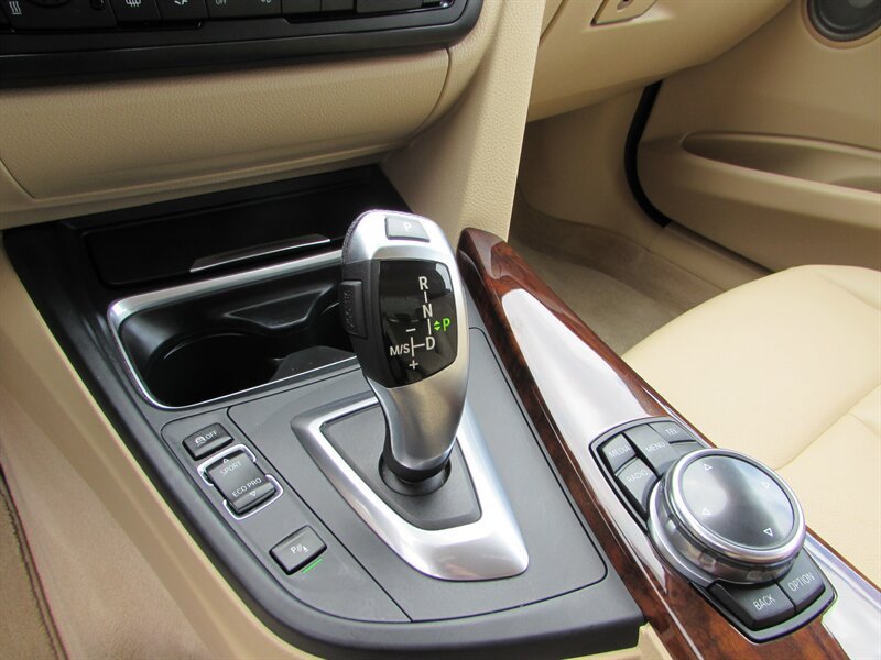 Used 2014 BMW 335i Sedan RWD image 14
