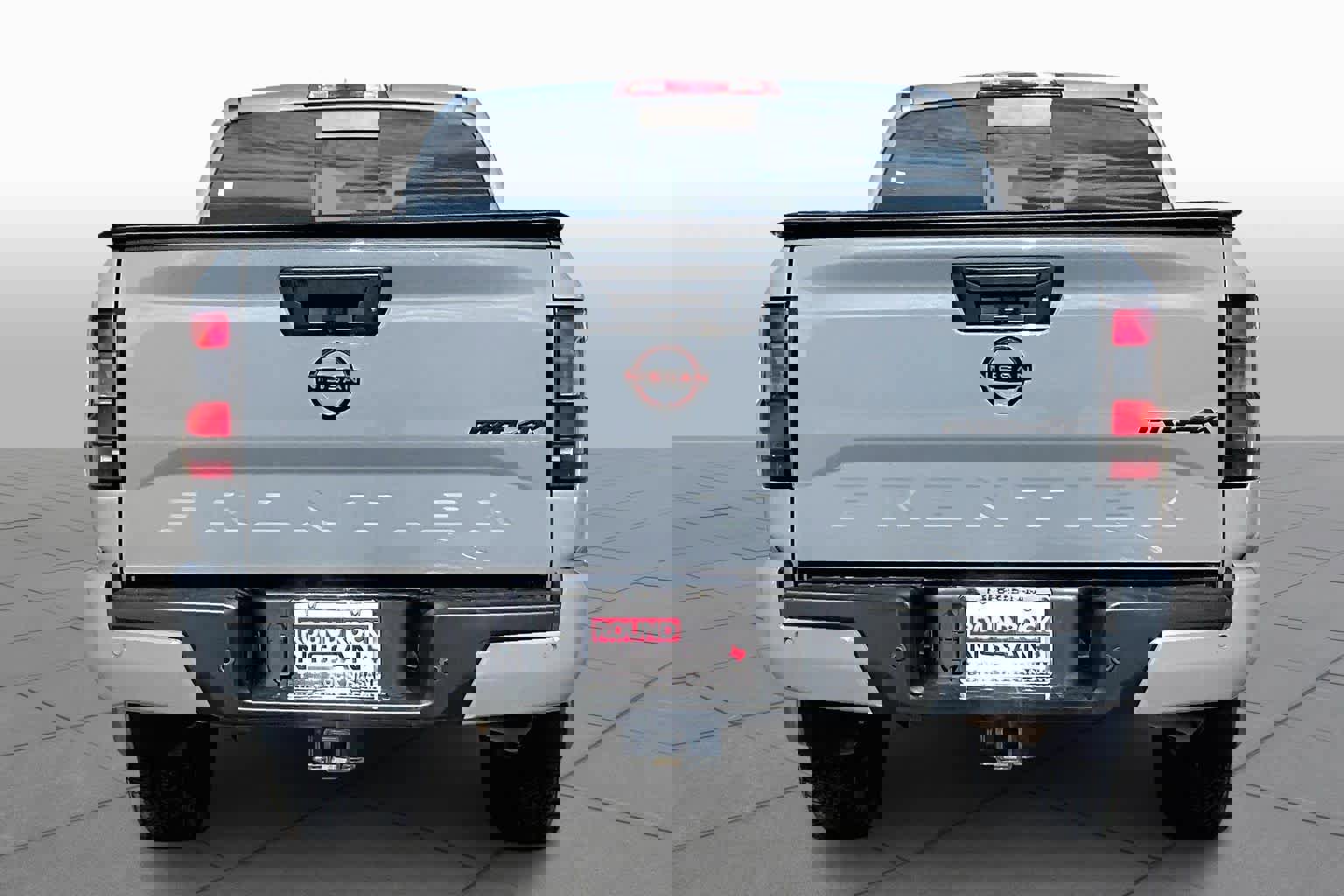 Used 2023 Nissan Frontier PRO-4X w/ Pro Convenience Package image 5