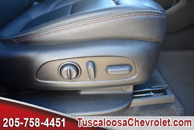 Certified 2023 Chevrolet Traverse RS FWD image 30