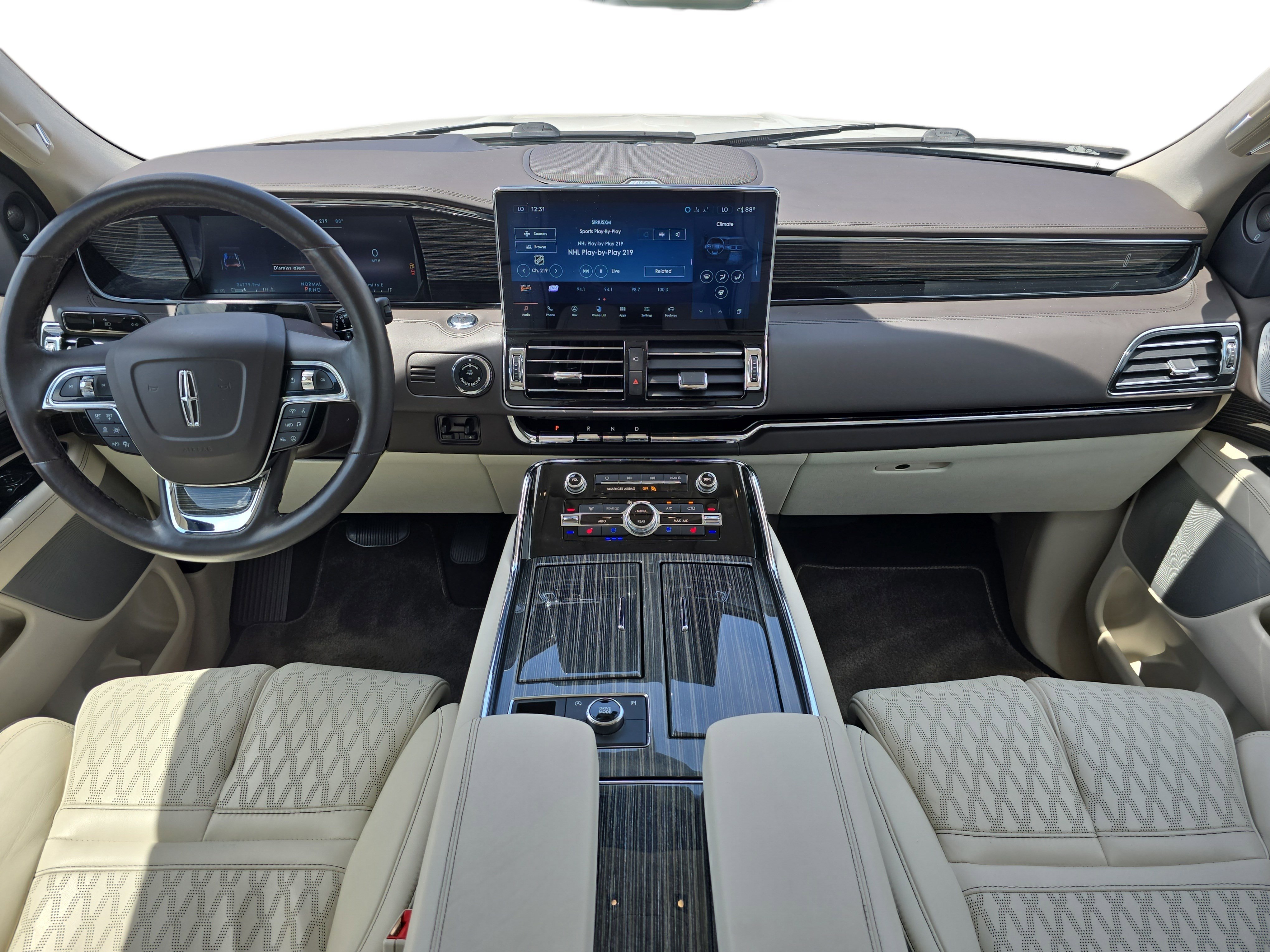 Used 2022 Lincoln Navigator Black Label AWD/4WD image 9