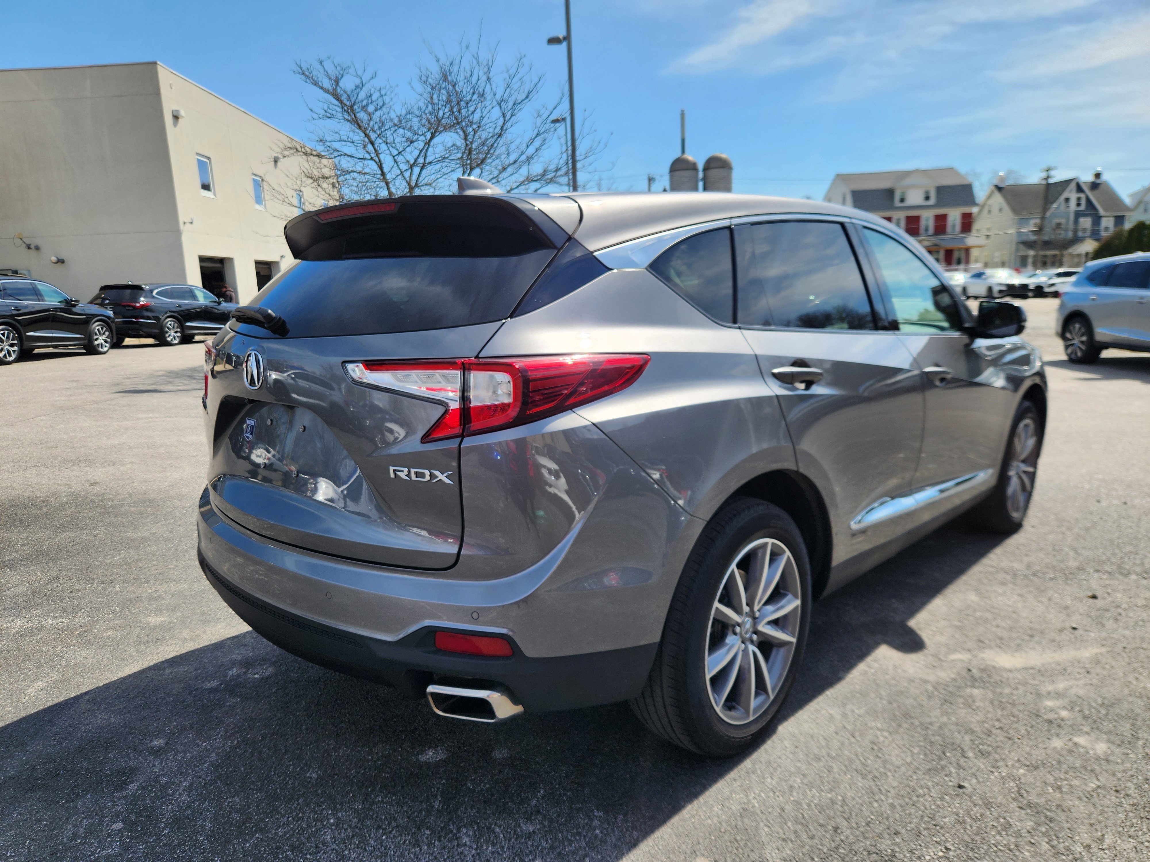 Certified 2023 Acura RDX FWD w/ Technology Package image 4