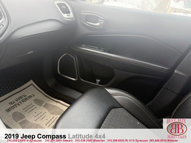 Used 2019 Jeep Compass Latitude w/ Cold Weather Group AWD/4WD image 32