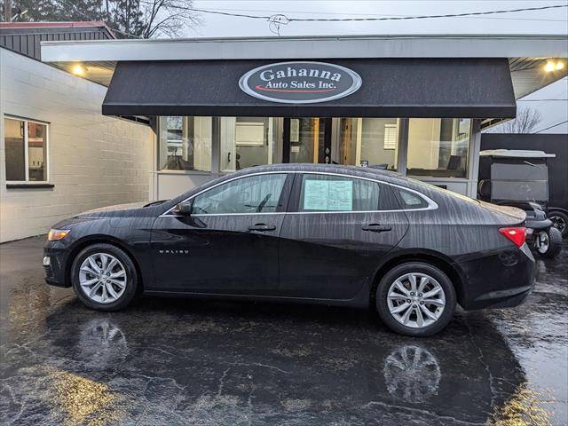 Used 2024 Chevrolet Malibu LT image 2