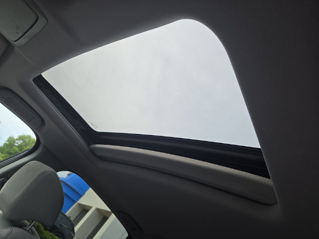 Used 2017 Honda CR-V EX image 14