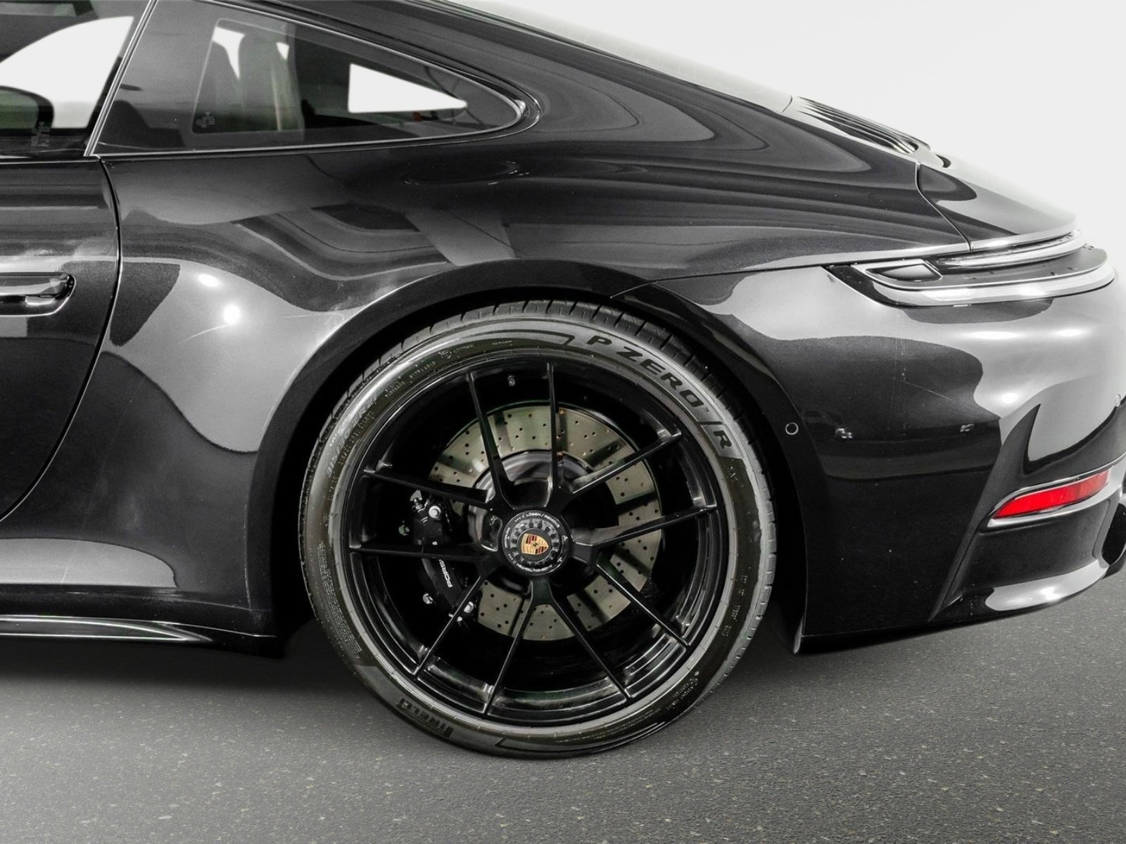 Used 2026 Porsche 911 Carrera 4 GTS AWD/4WD image 16