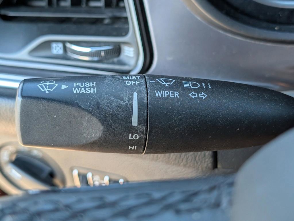 Used 2021 Dodge Challenger SXT image 23