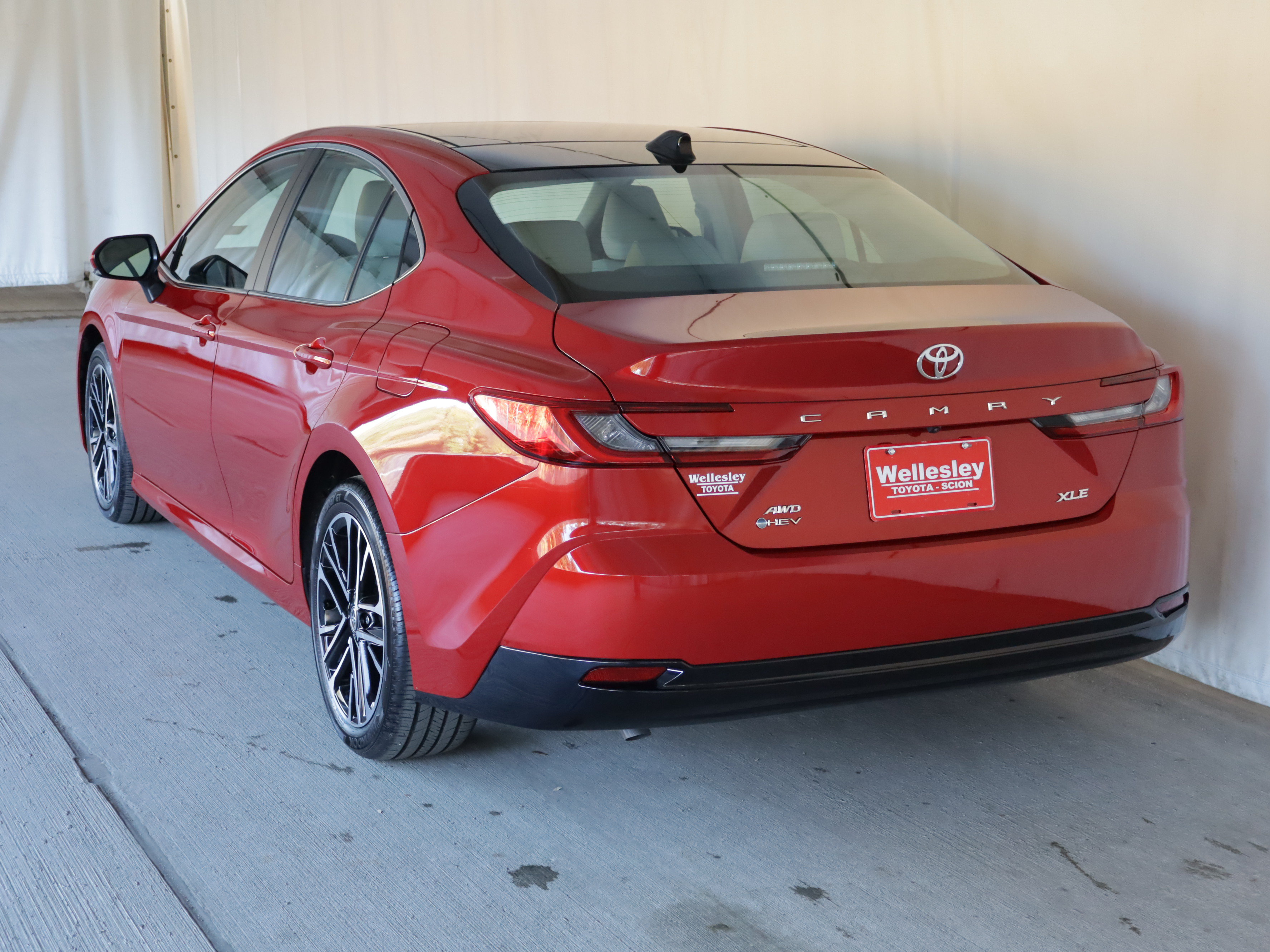 Used 2026 Toyota Camry XLE w/ Premium Package AWD/4WD image 26