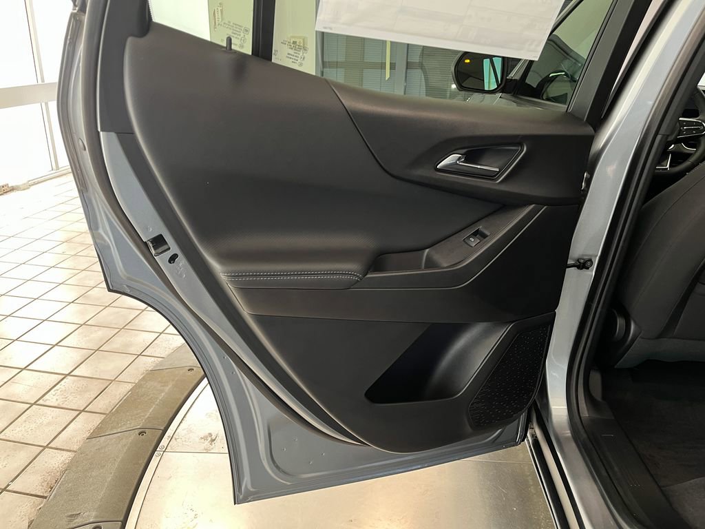 Certified 2025 Chevrolet Equinox LT w/ Safety and Technology Package image 28