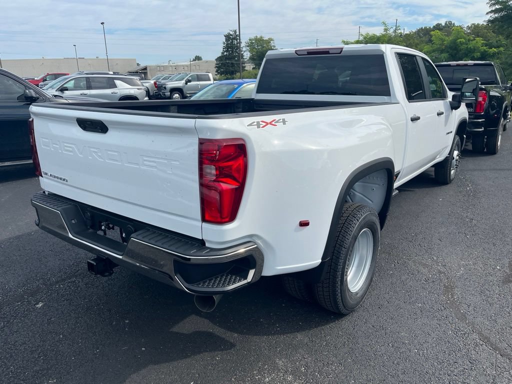 New 2026 Chevrolet Silverado 3500 W/T AWD/4WD image 3