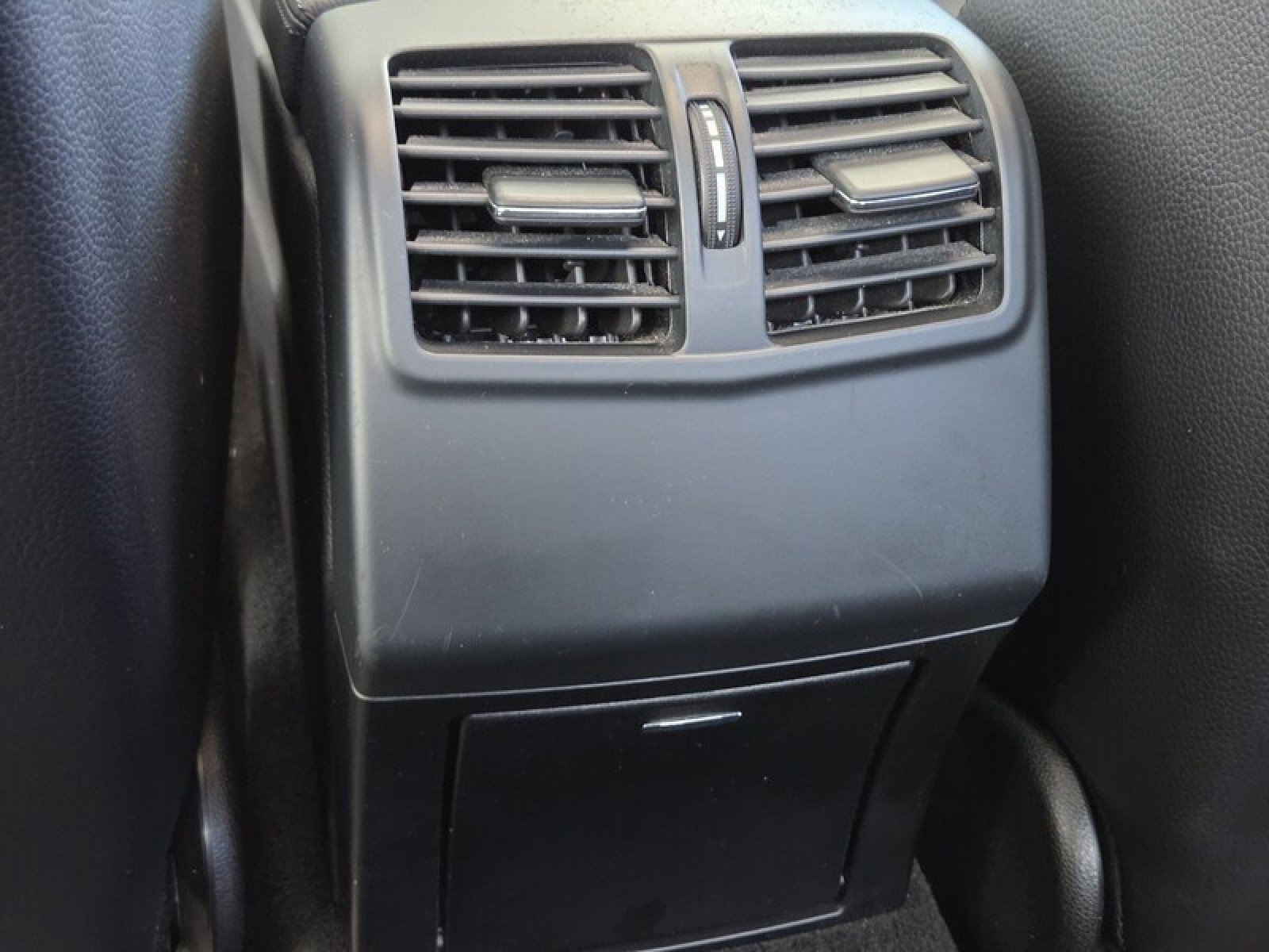 Used 2012 Mercedes-Benz E 350 BlueTEC Sedan image 15