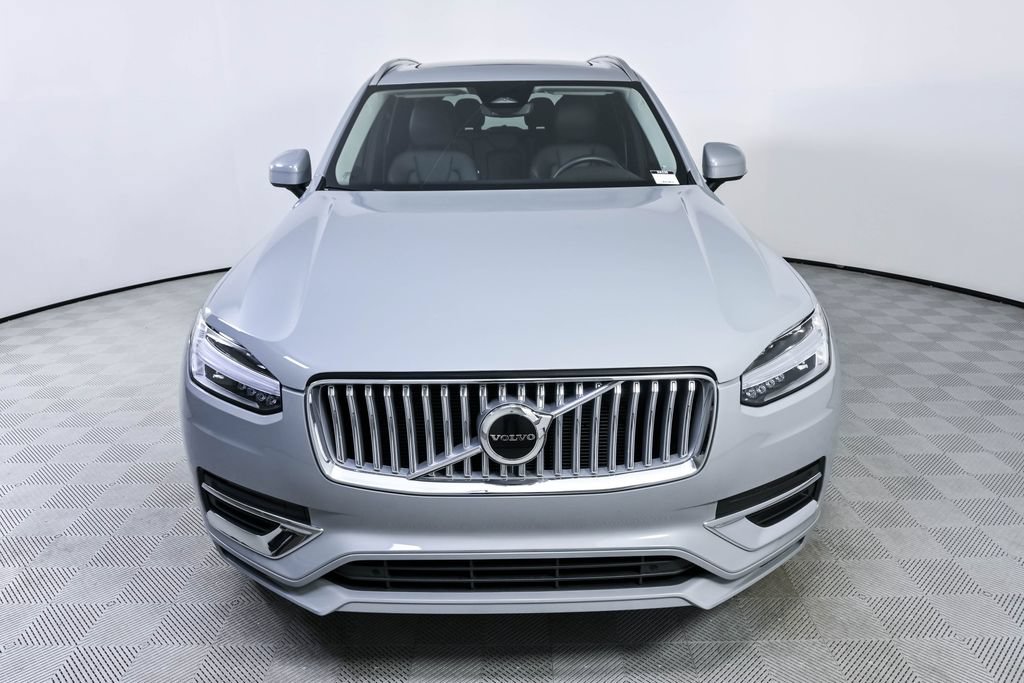 Certified 2025 Volvo XC90 B5 Core AWD/4WD image 37