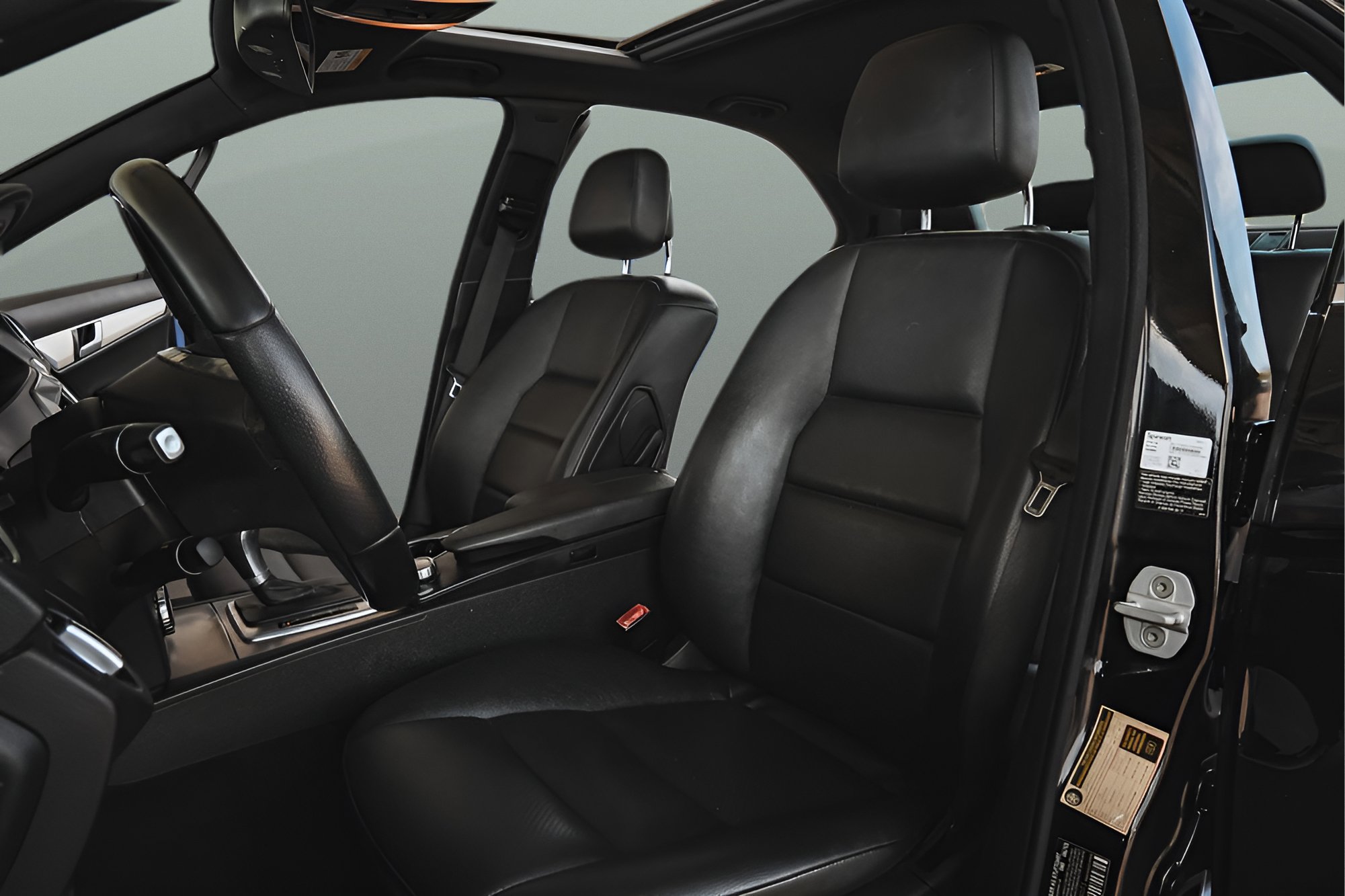 Used 2014 Mercedes-Benz C 250 Sport image 10