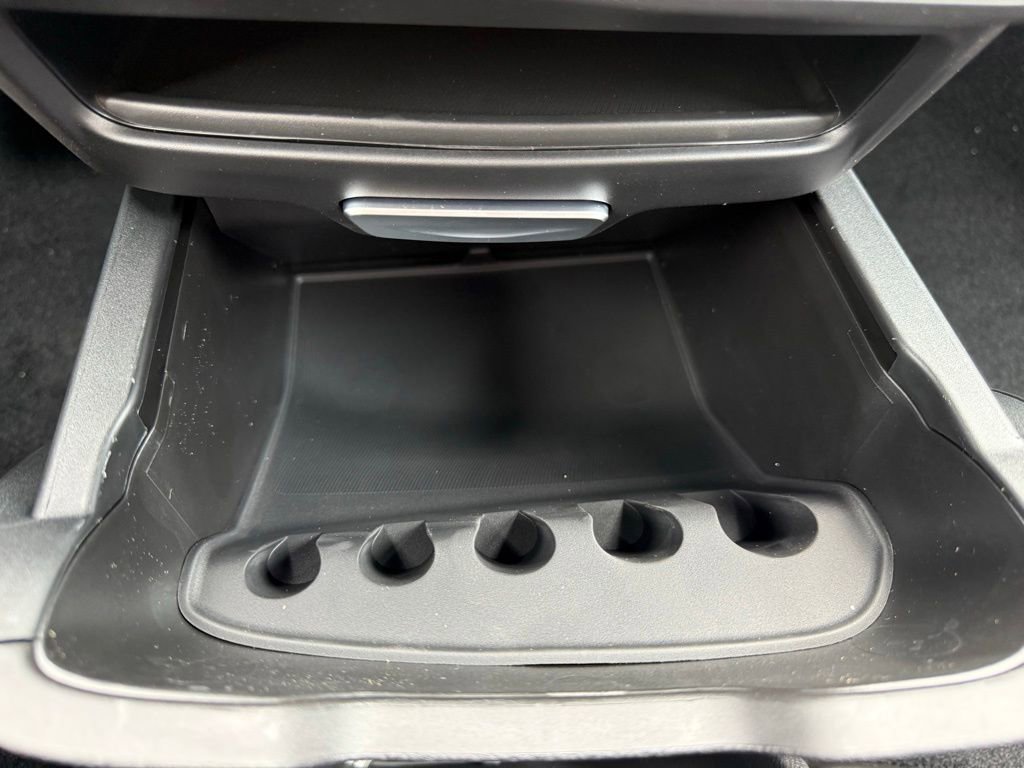 New 2027 Chrysler Pacifica Select FWD image 25