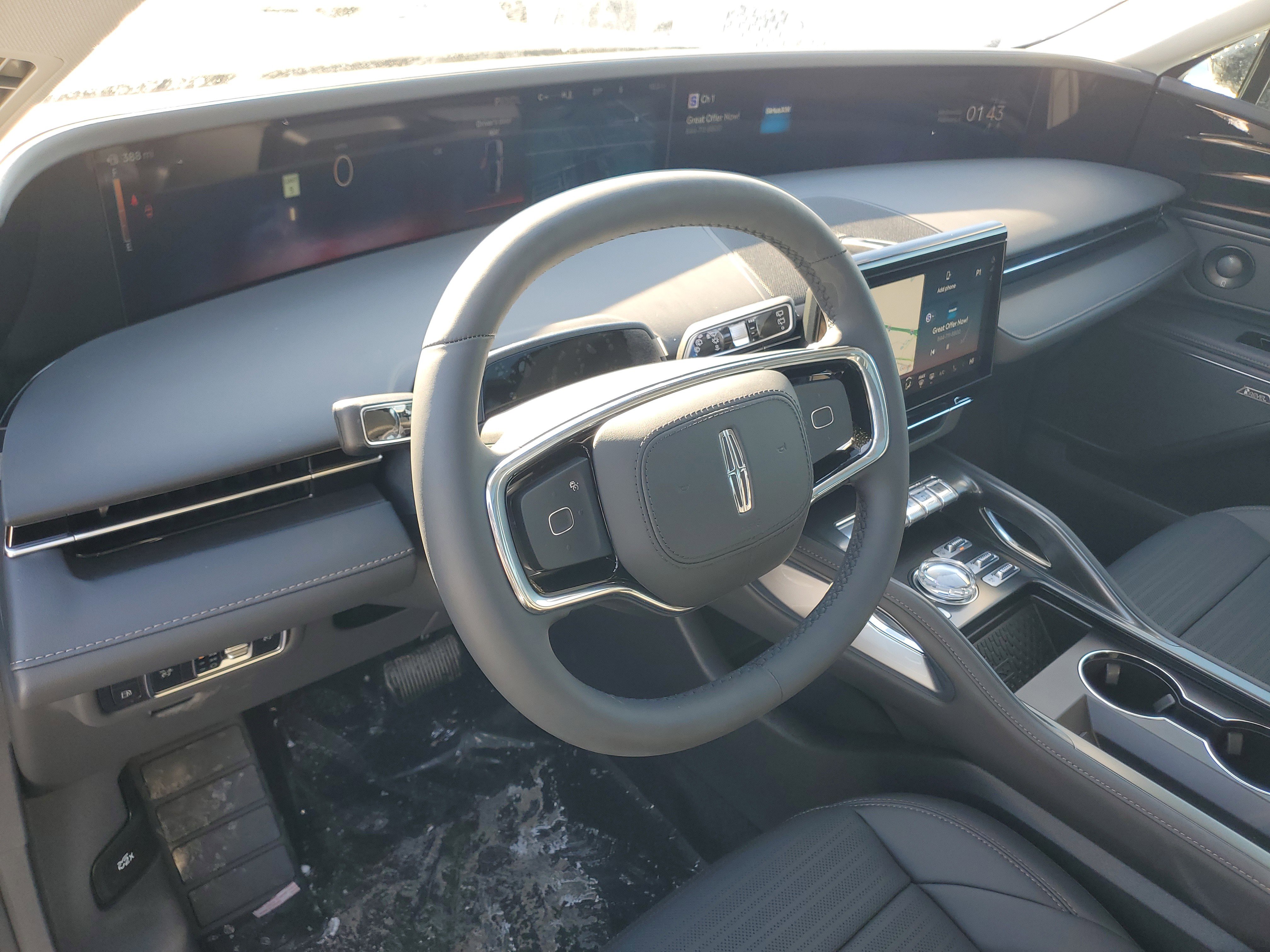 New 2026 Lincoln Nautilus Reserve w/ Jet Appearance Package image 13