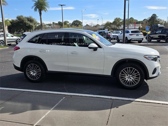 Certified 2025 Mercedes-Benz GLC 300 image 5