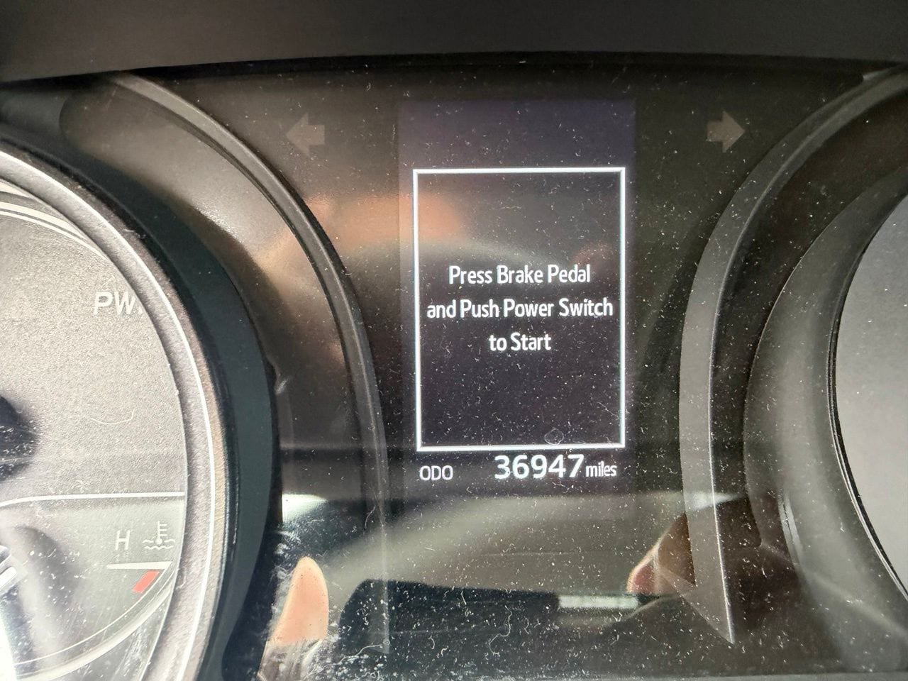 Used 2024 Toyota Camry SE w/ Audio Upgrade Package FWD image 9