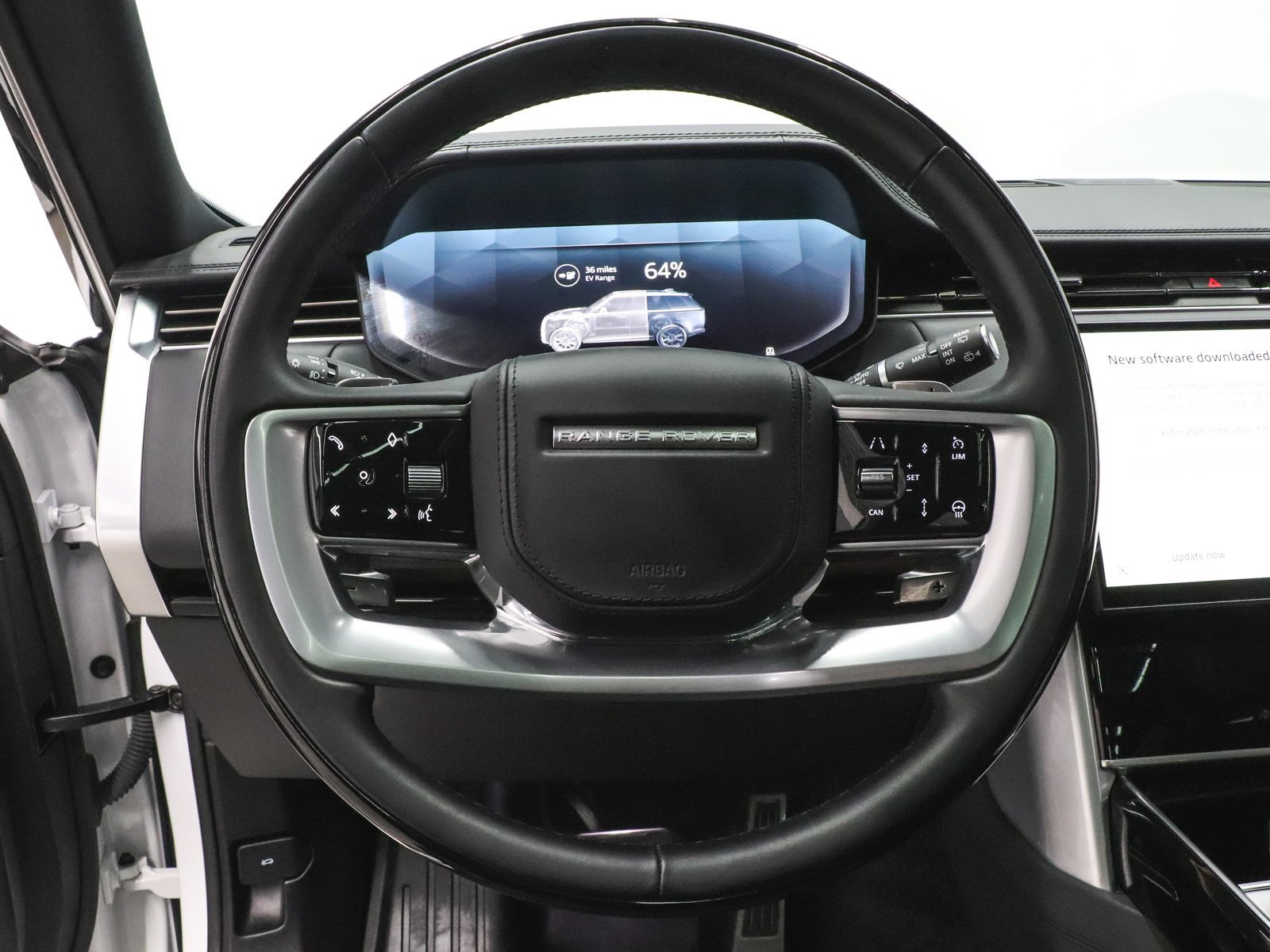 Used 2024 Land Rover Range Rover Autobiography image 31