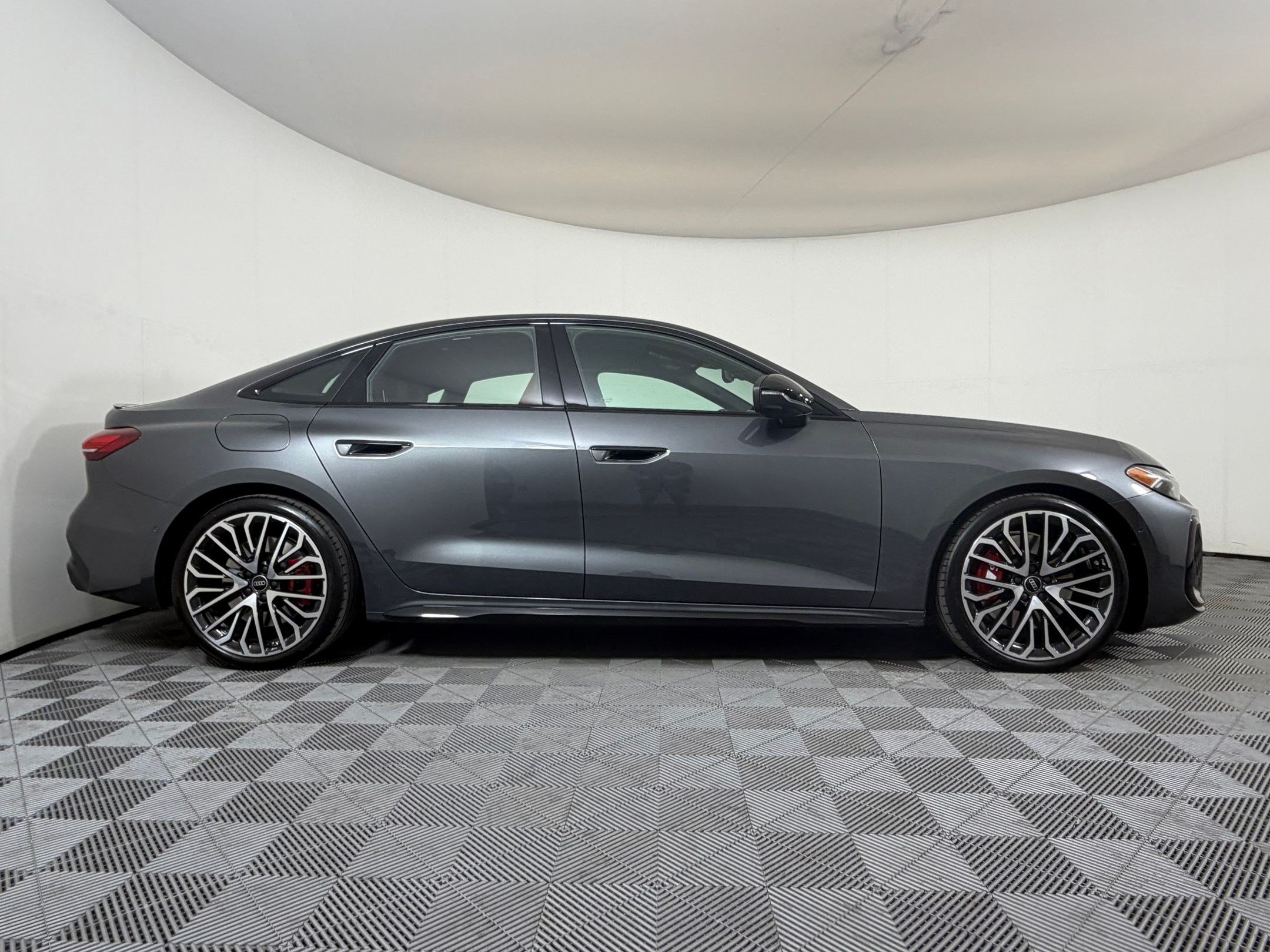 Certified 2025 Audi S5 Premium Plus AWD/4WD image 8