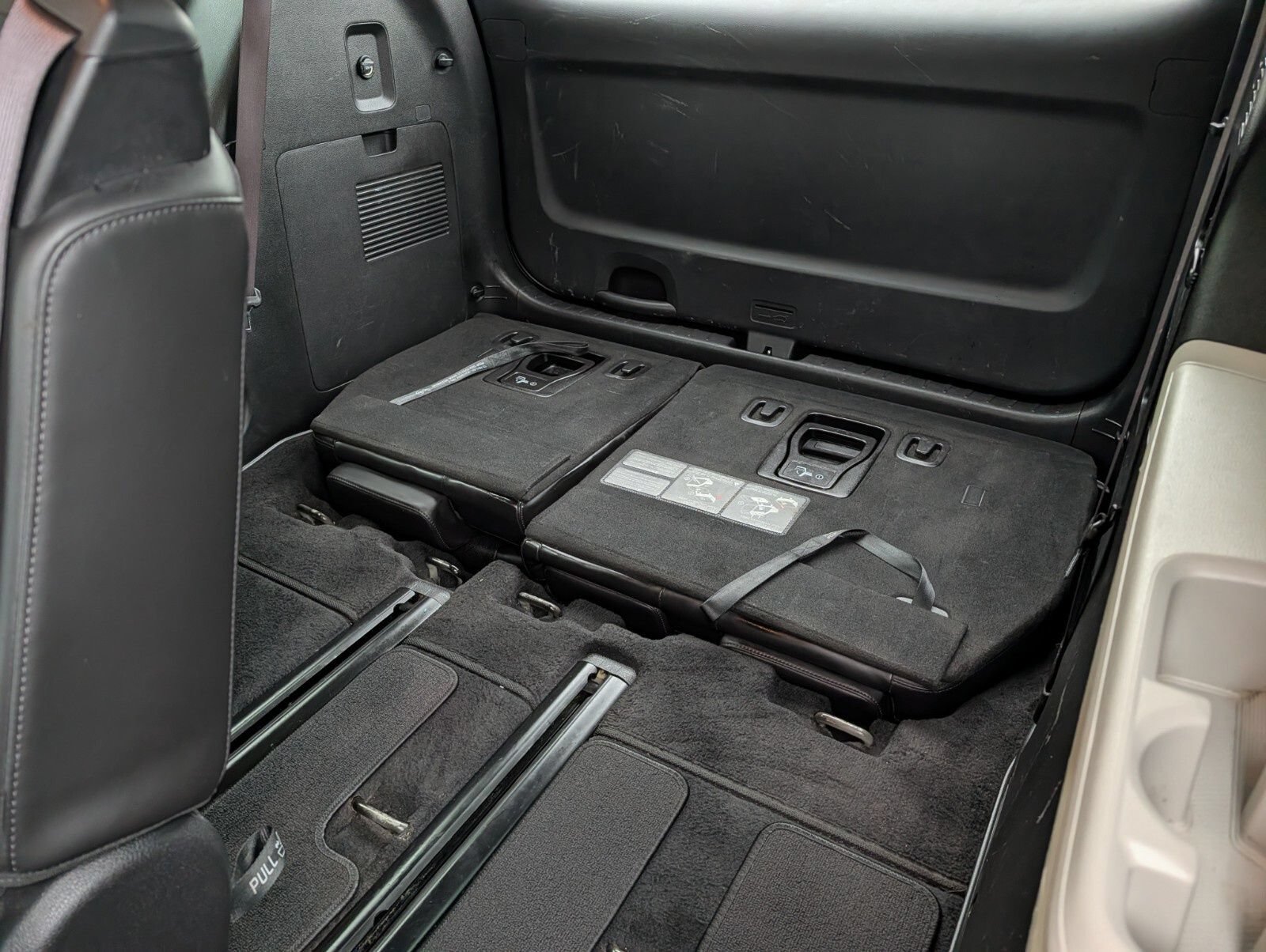 Used 2023 Kia Carnival LX FWD image 20
