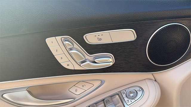 Used 2022 Mercedes-Benz GLC 300 image 22