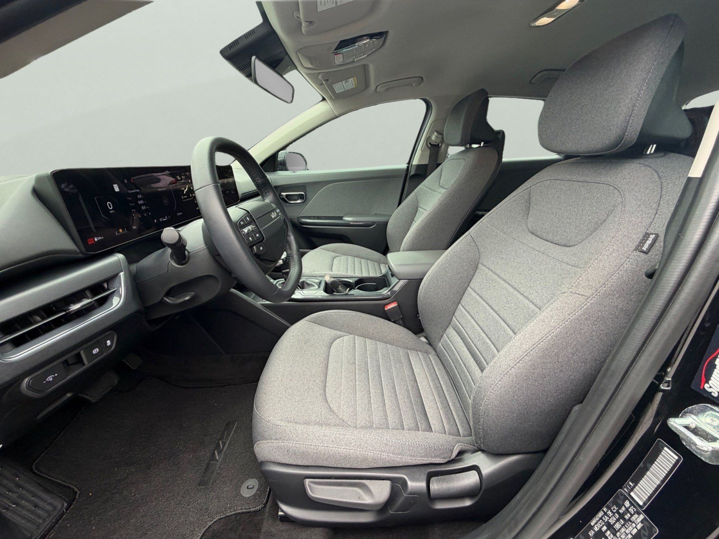 Used 2025 Kia K4 EX FWD image 13
