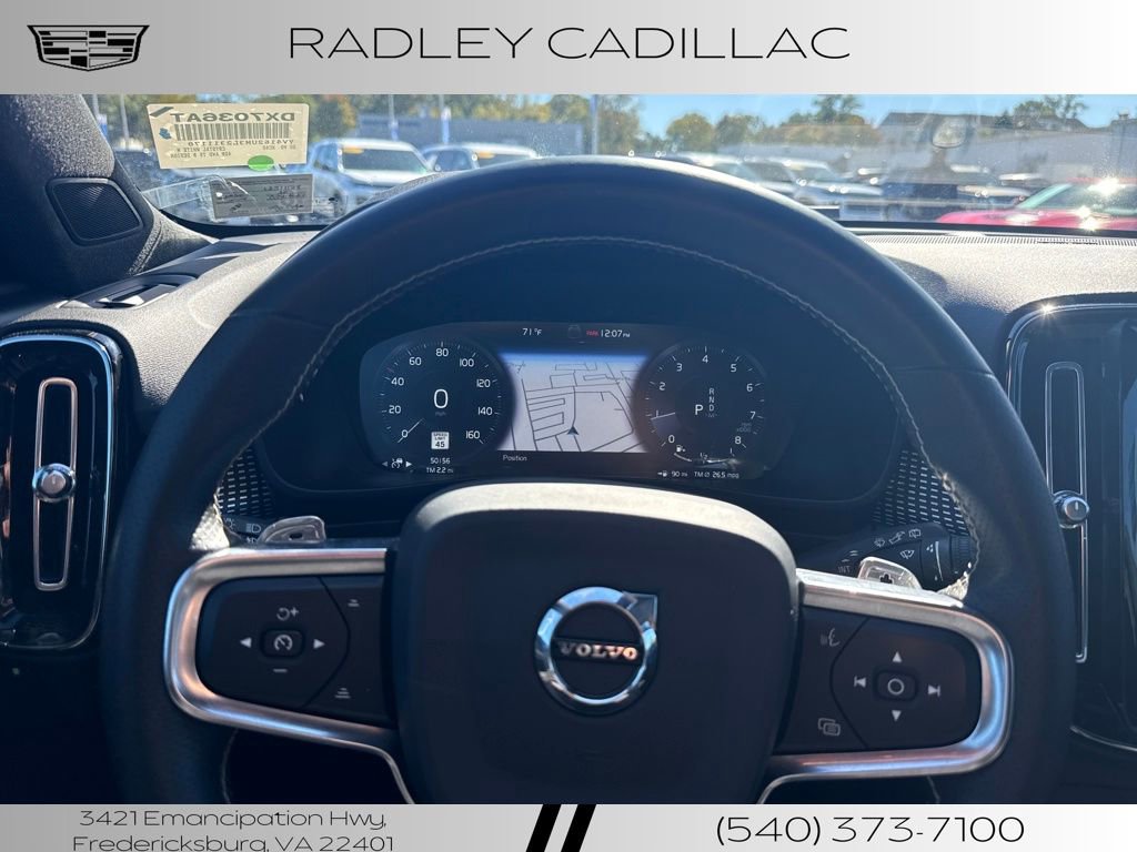 Used 2020 Volvo XC40 T5 R-Design image 13