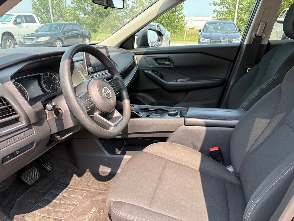 Used 2024 Nissan Rogue S AWD/4WD image 8