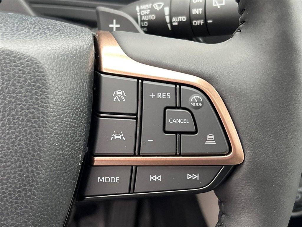 New 2026 Toyota Grand Highlander AWD Hybrid image 26