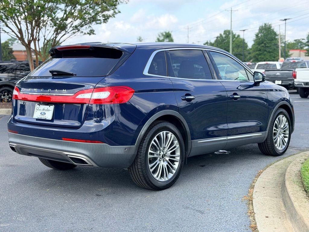 Used 2018 Lincoln MKX Reserve w/ Driver Assistance Package FWD image 9