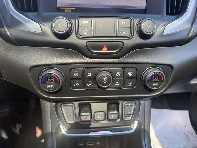 Used 2021 GMC Terrain SLT w/ Infotainment Package II image 28
