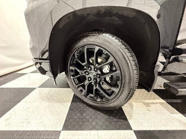 Used 2025 Chevrolet Silverado 1500 High Country w/ High Country Premium Package image 10