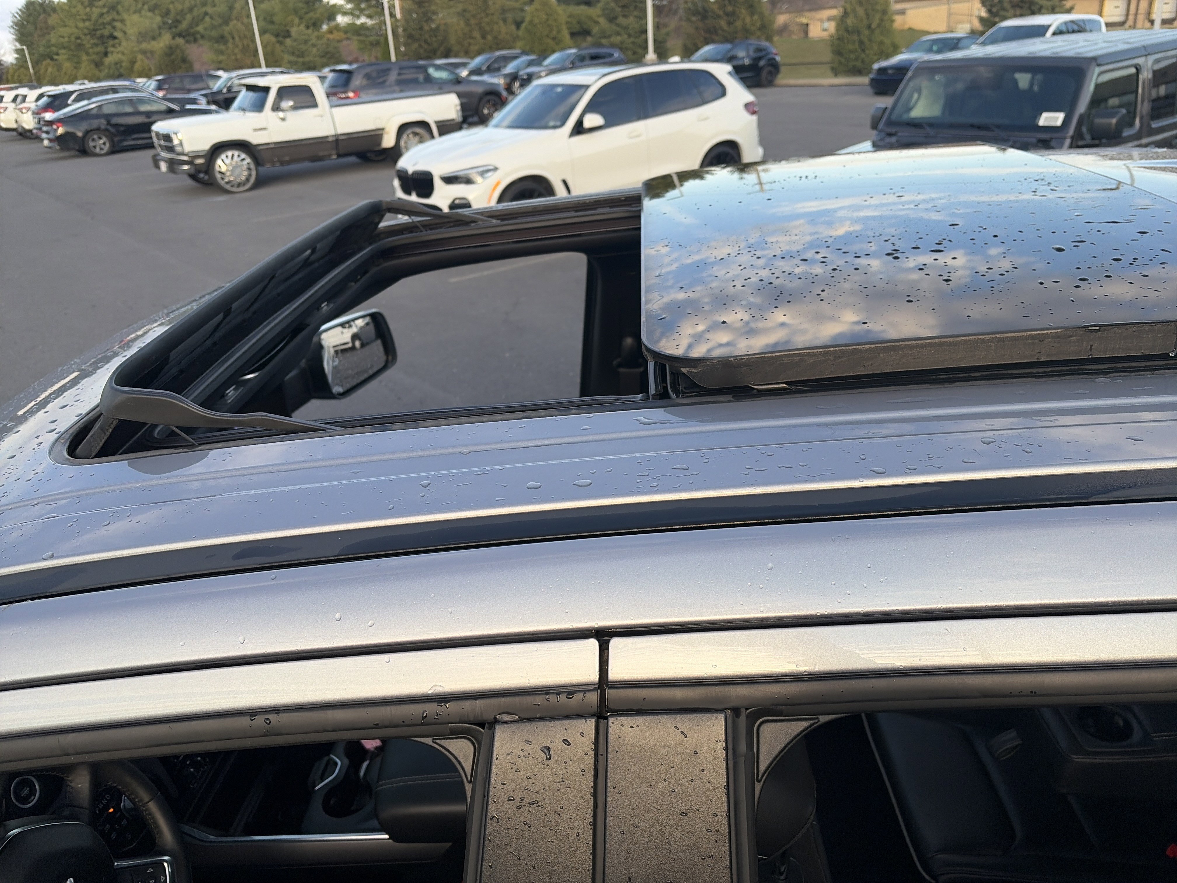 Used 2024 RAM 1500 Laramie image 11