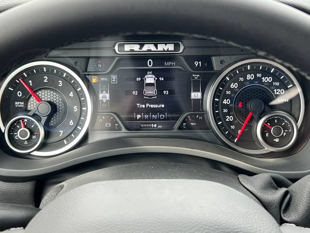 New 2026 RAM 2500 Big Horn AWD/4WD image 17