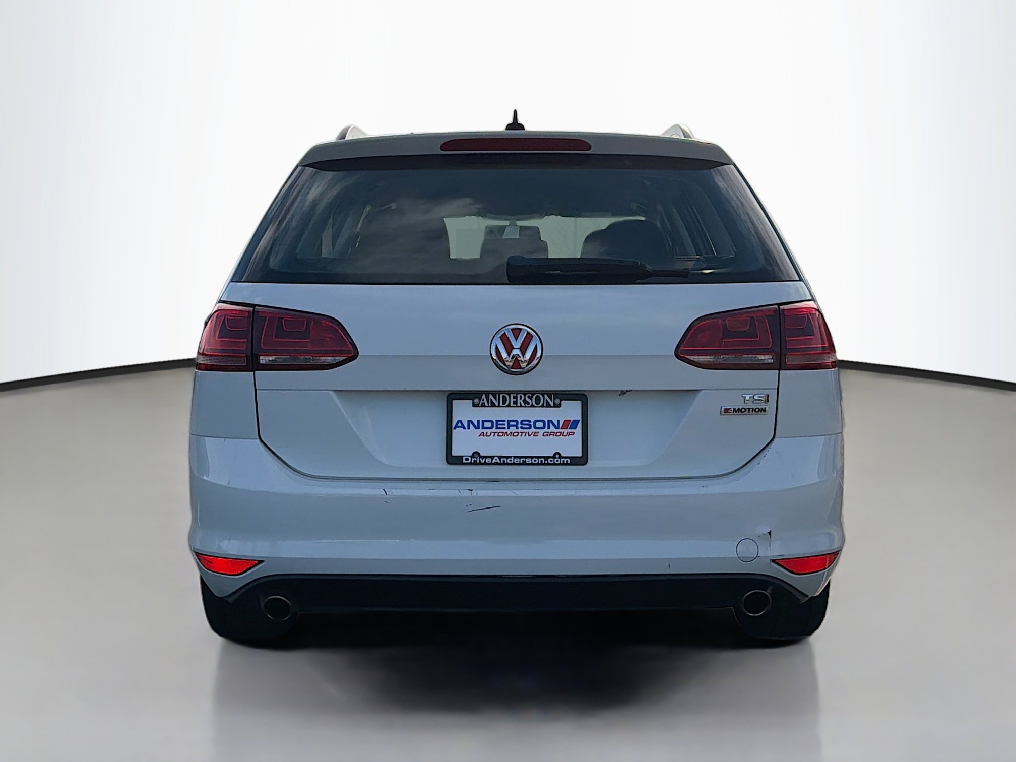 Used 2017 Volkswagen Golf S AWD/4WD image 14