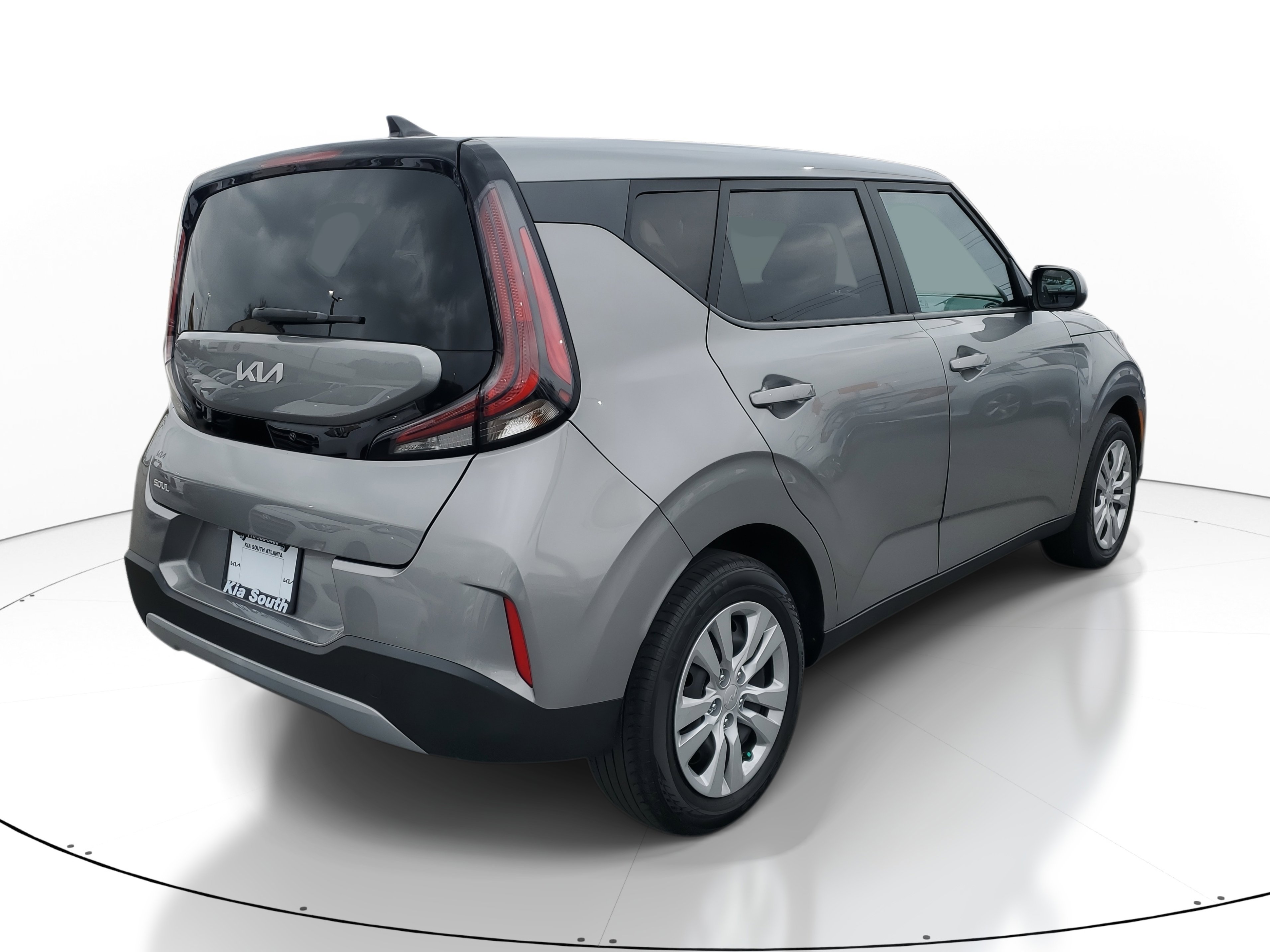 Used 2023 Kia Soul LX image 6