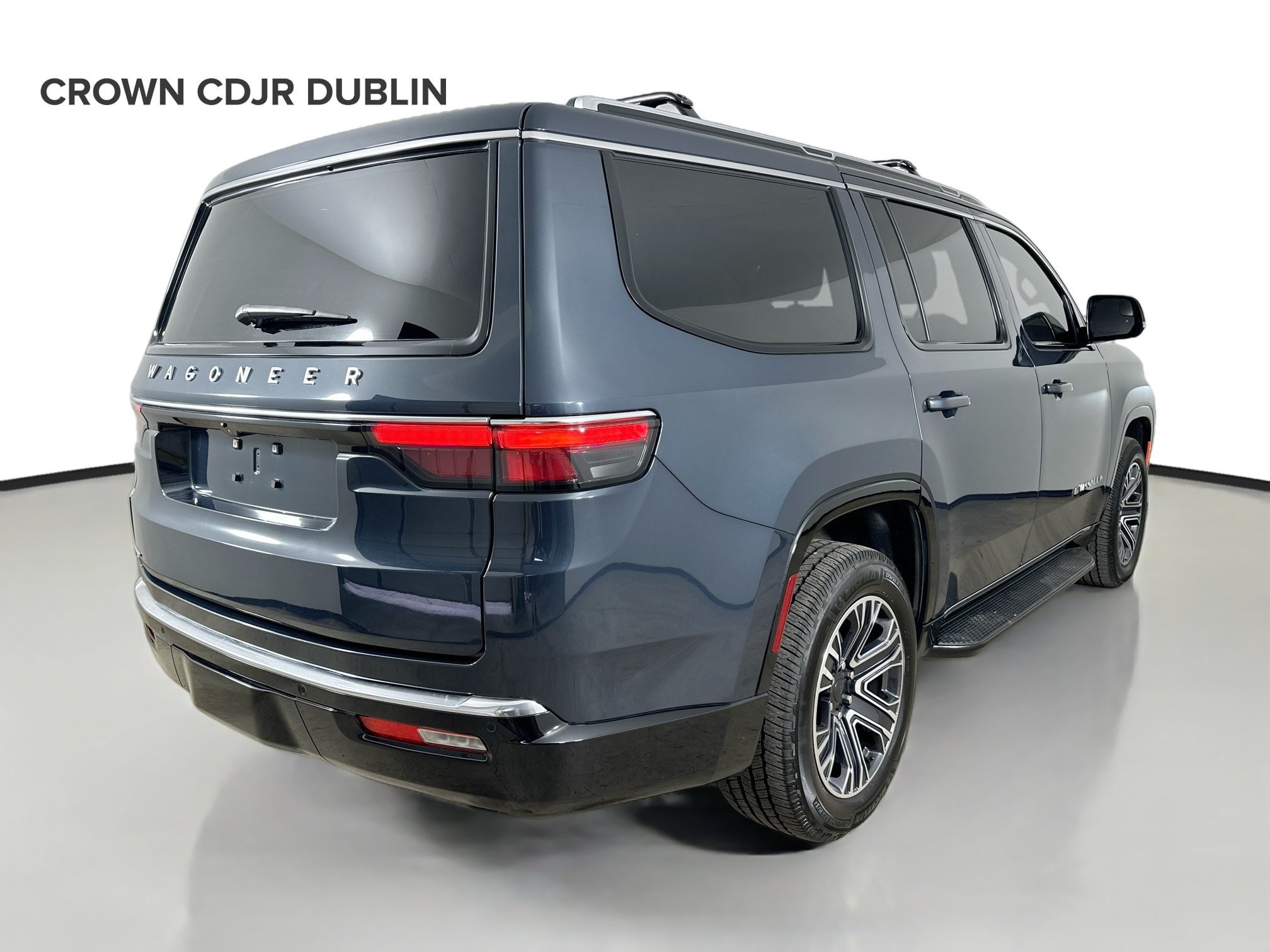 Certified 2023 Jeep Wagoneer 4WD w/ Premium Group I image 6