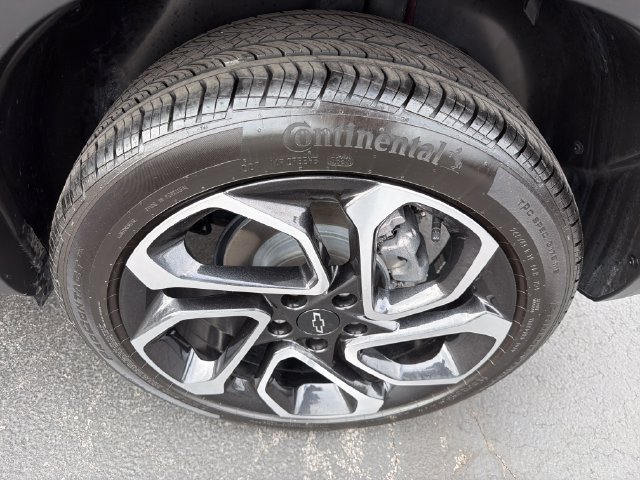 Certified 2024 Chevrolet Trax RS w/ Sunroof Package FWD image 27