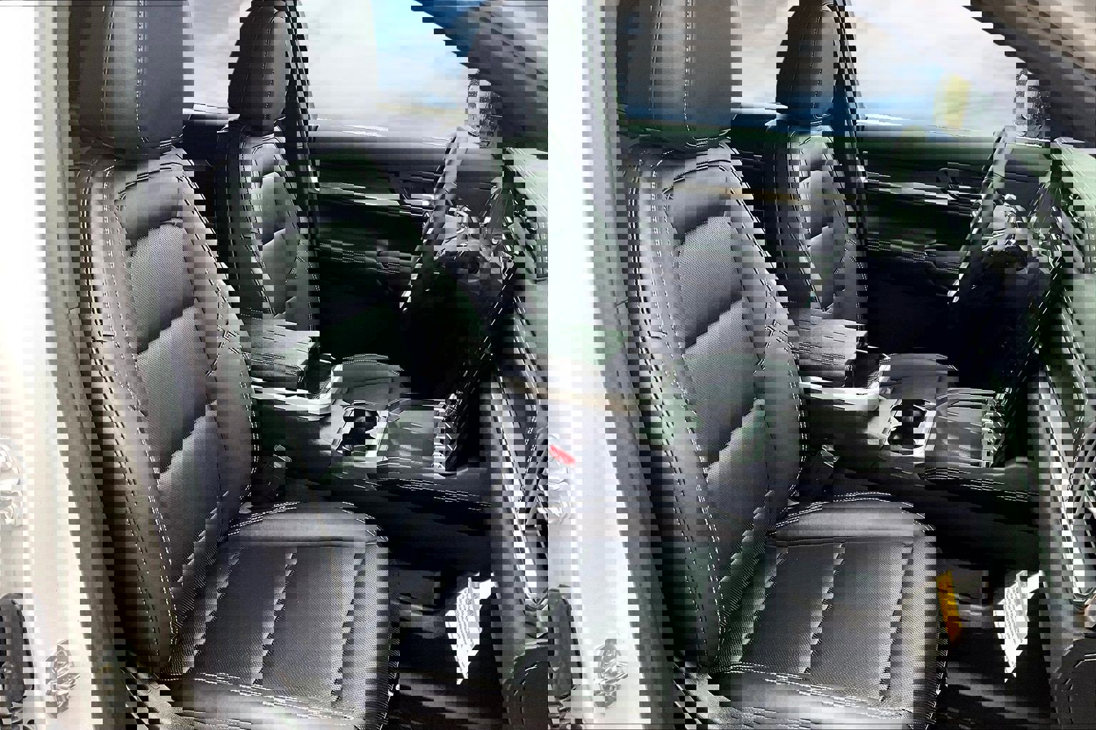 Used 2025 GMC Terrain Elevation w/ Elevation Premium Package image 21