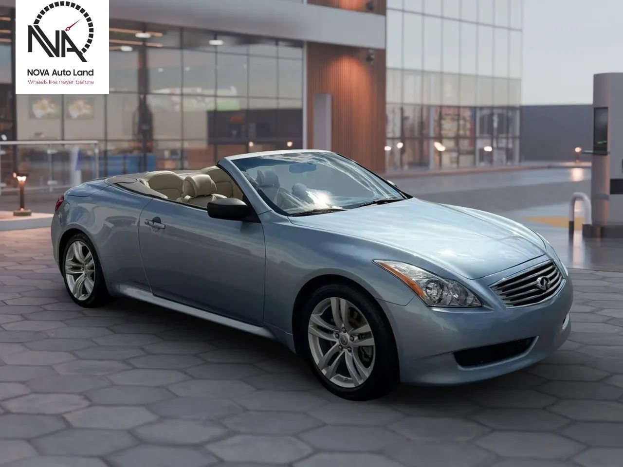 Used 2010 INFINITI G37 Convertible w/ Premium Pkg RWD image 2