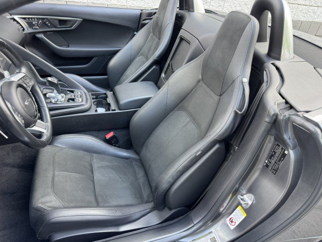 Used 2019 Jaguar F-TYPE Convertible RWD image 7