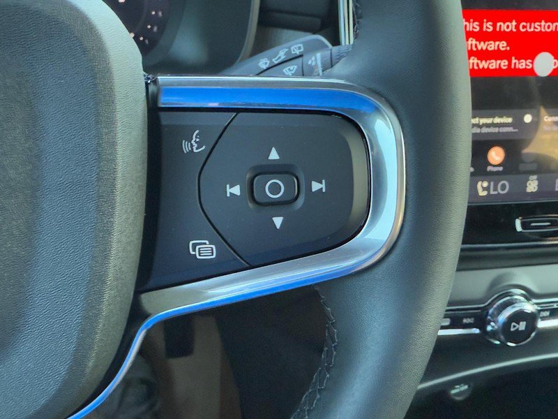 New 2026 Volvo XC40 B5 Plus w/ Protection Package Premier AWD/4WD image 13